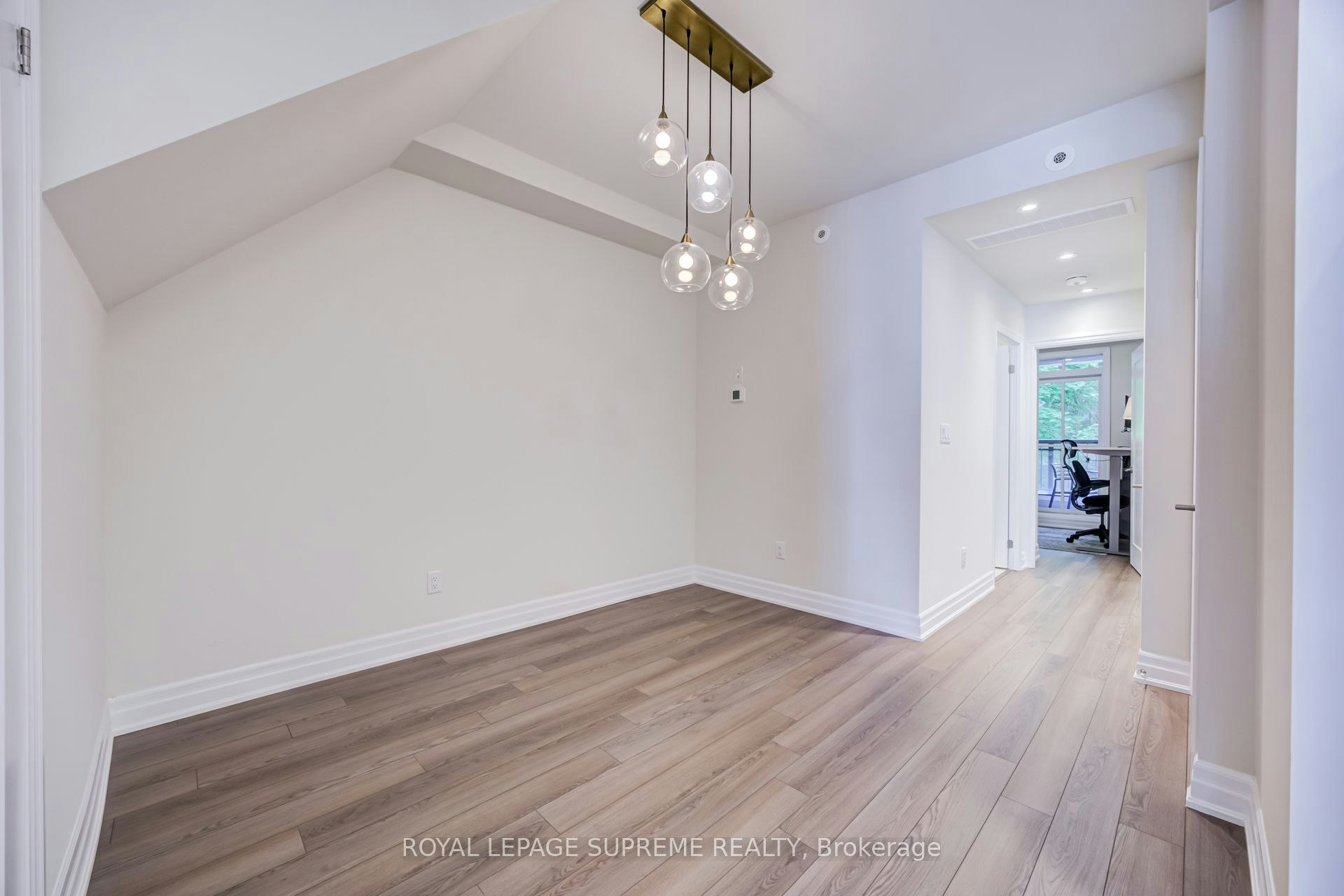 207-652 Cricklewood Drive, Mississauga, ON, L5G 0A5 - 15