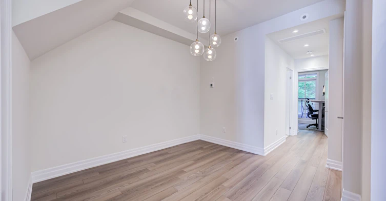 207-652 Cricklewood Drive, Mississauga, ON, L5G 0A5 - 15