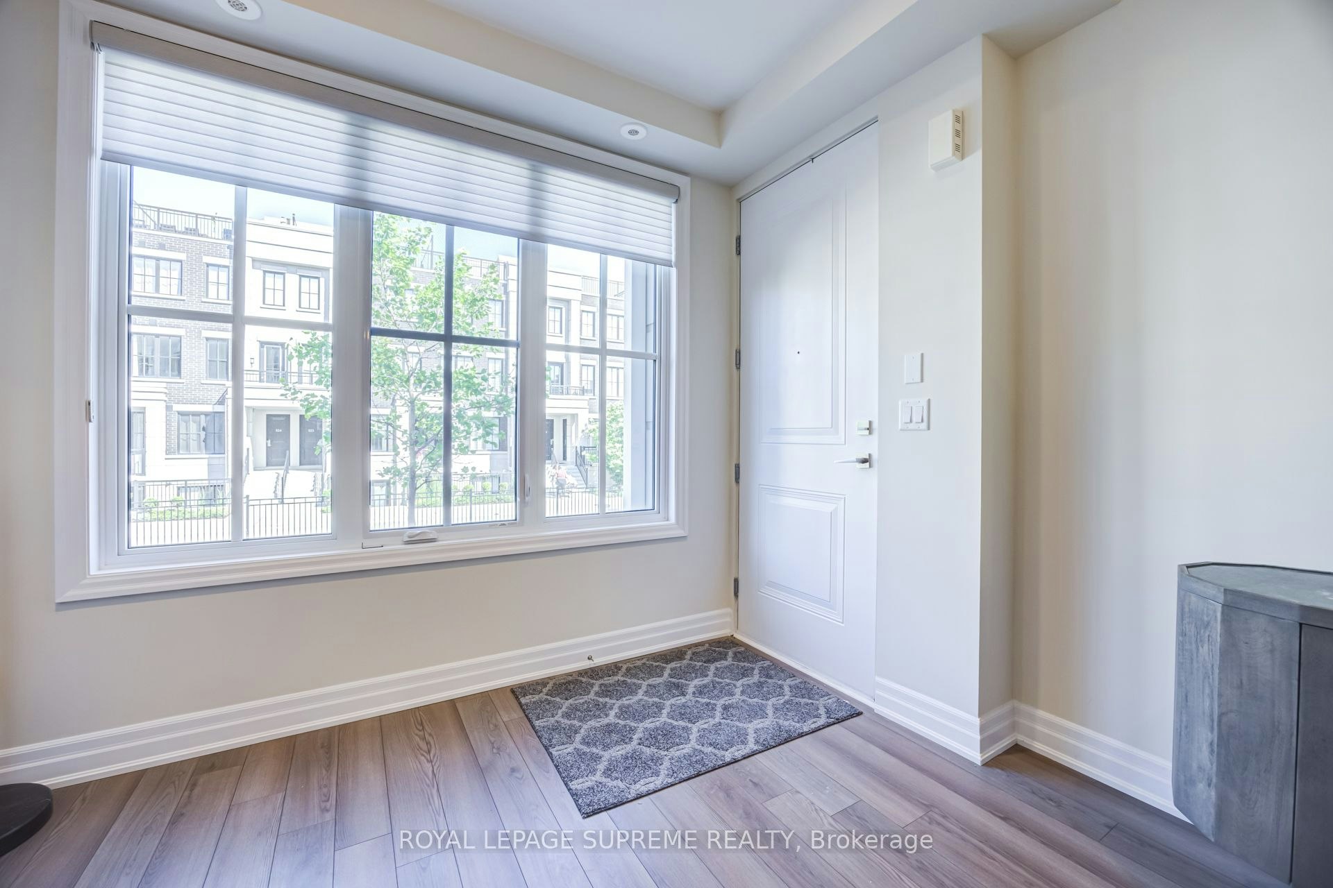 207-652 Cricklewood Drive, Mississauga, ON, L5G 0A5 - 4