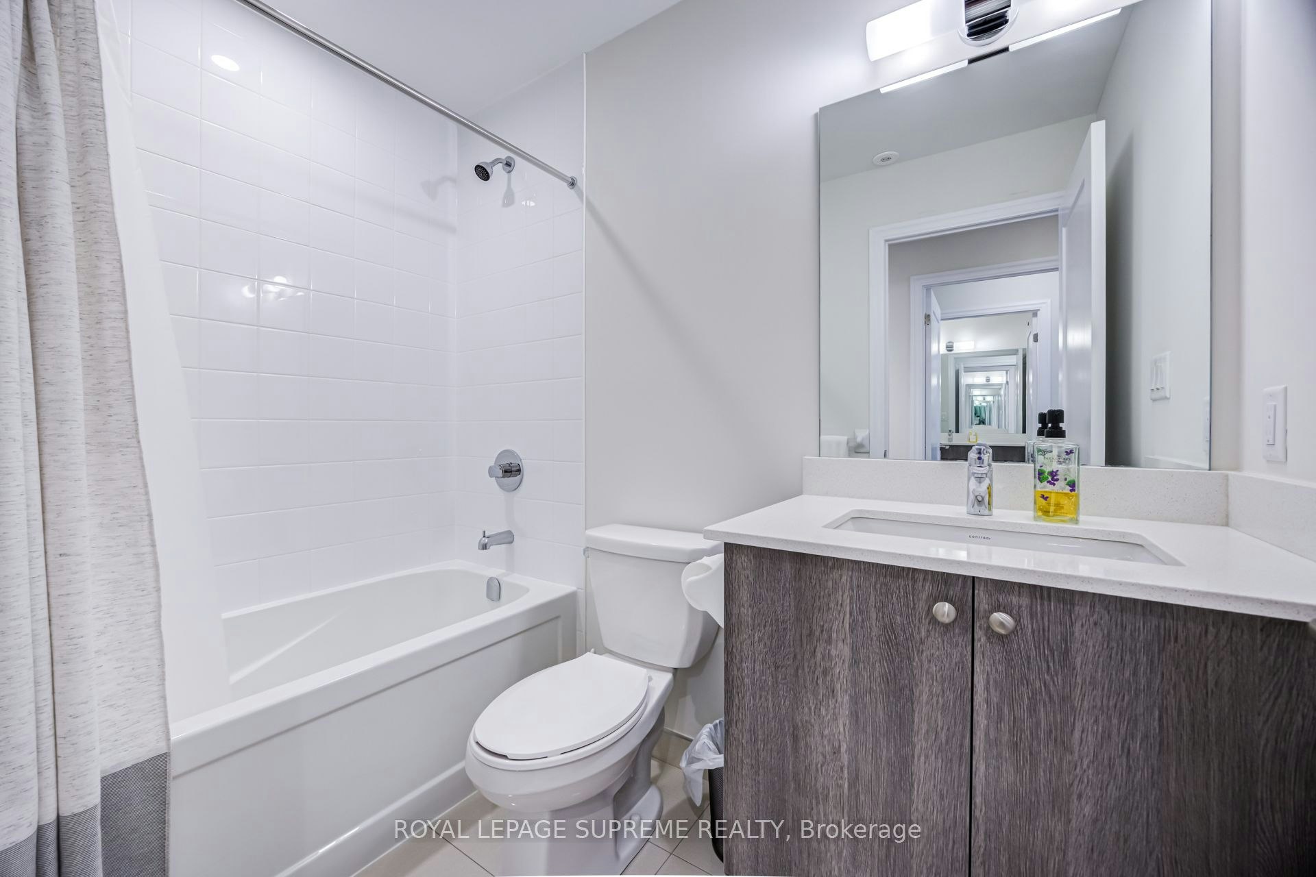 207-652 Cricklewood Drive, Mississauga, ON, L5G 0A5 - 19
