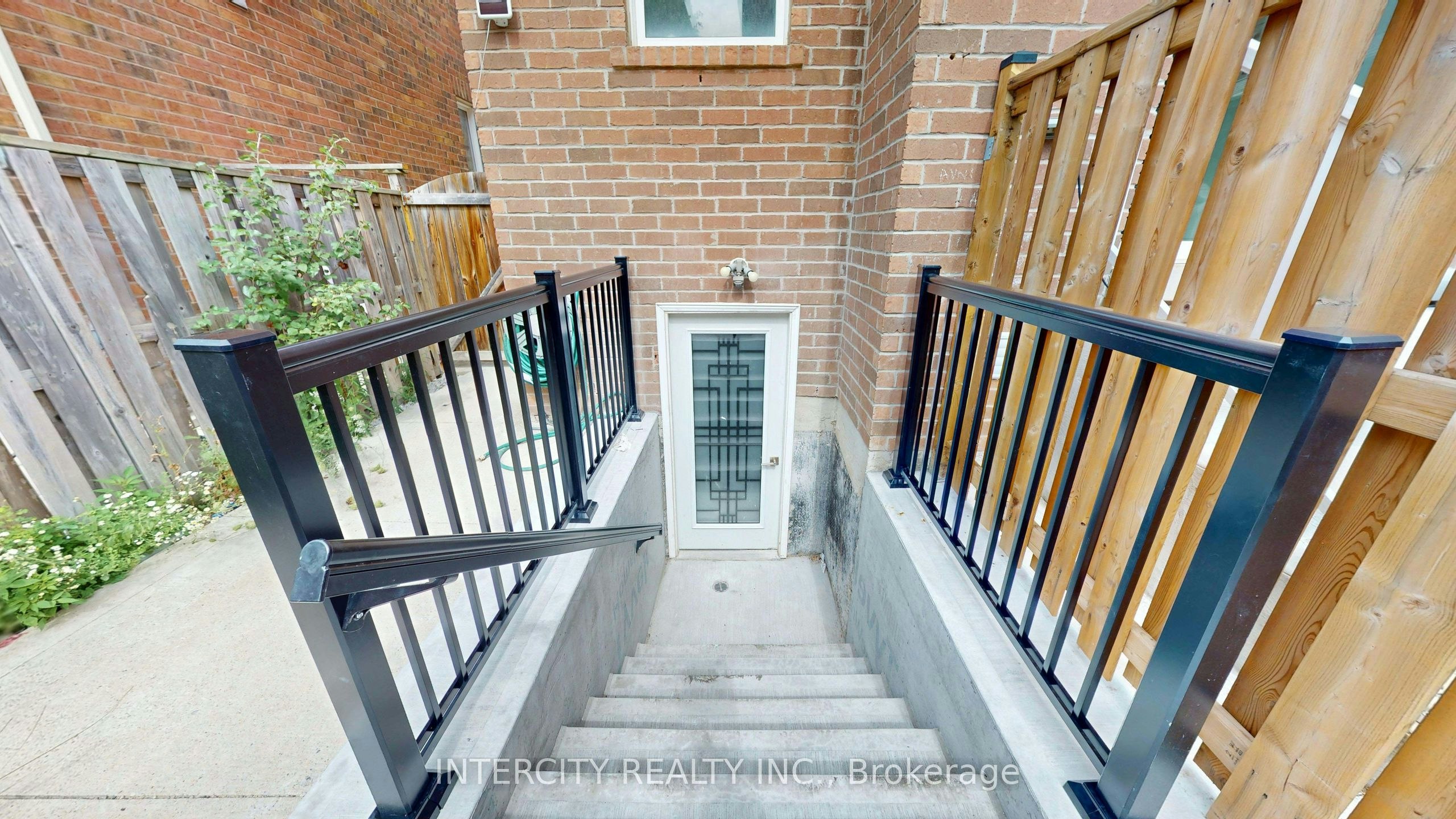 Lower-392 Derrydale Drive, Mississauga, ON, L5W 0E1 - 16