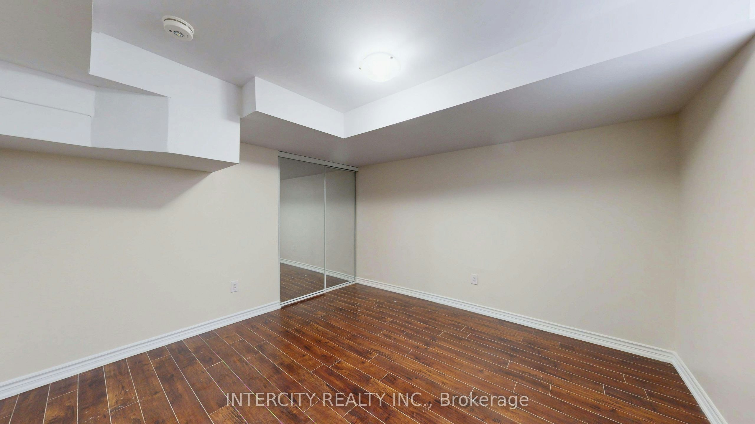 Lower-392 Derrydale Drive, Mississauga, ON, L5W 0E1 - 4
