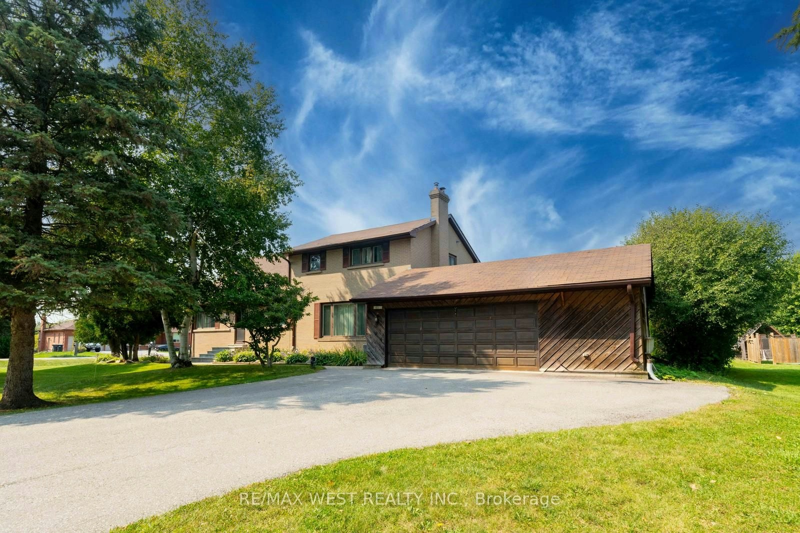 45 Marysfield Drive, Brampton, ON, L6P 0J2