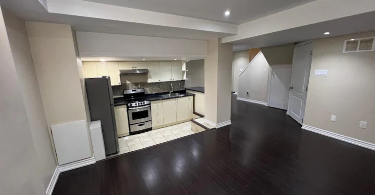 5687 Passion Flower Boulevard, Mississauga, ON, L5M 7E7 - 10