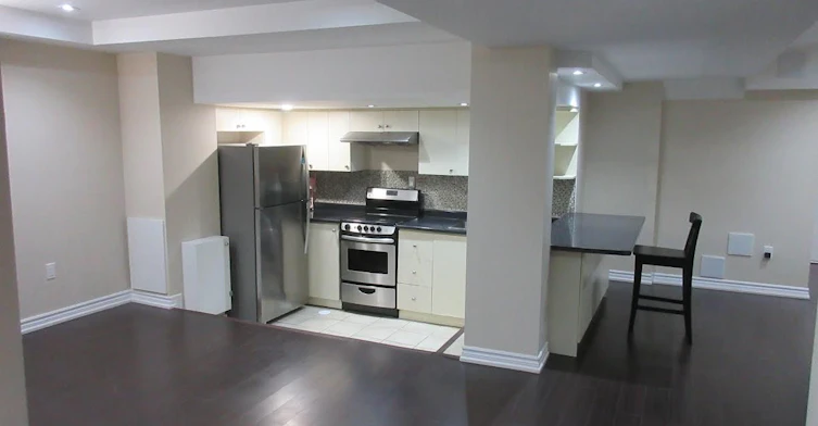 5687 Passion Flower Boulevard, Mississauga, ON, L5M 7E7 - 9