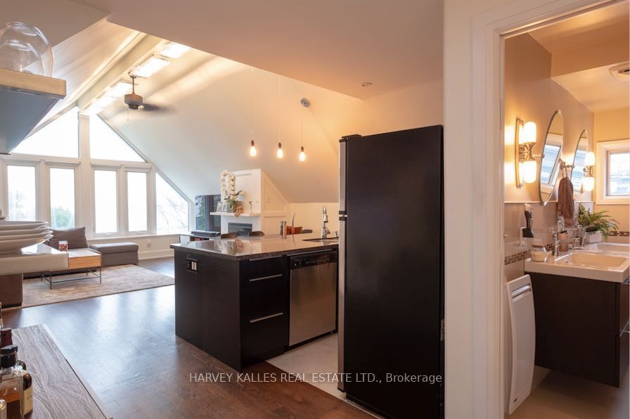 4-1538 King Street W, Toronto, ON, M6K 1J6 - 4