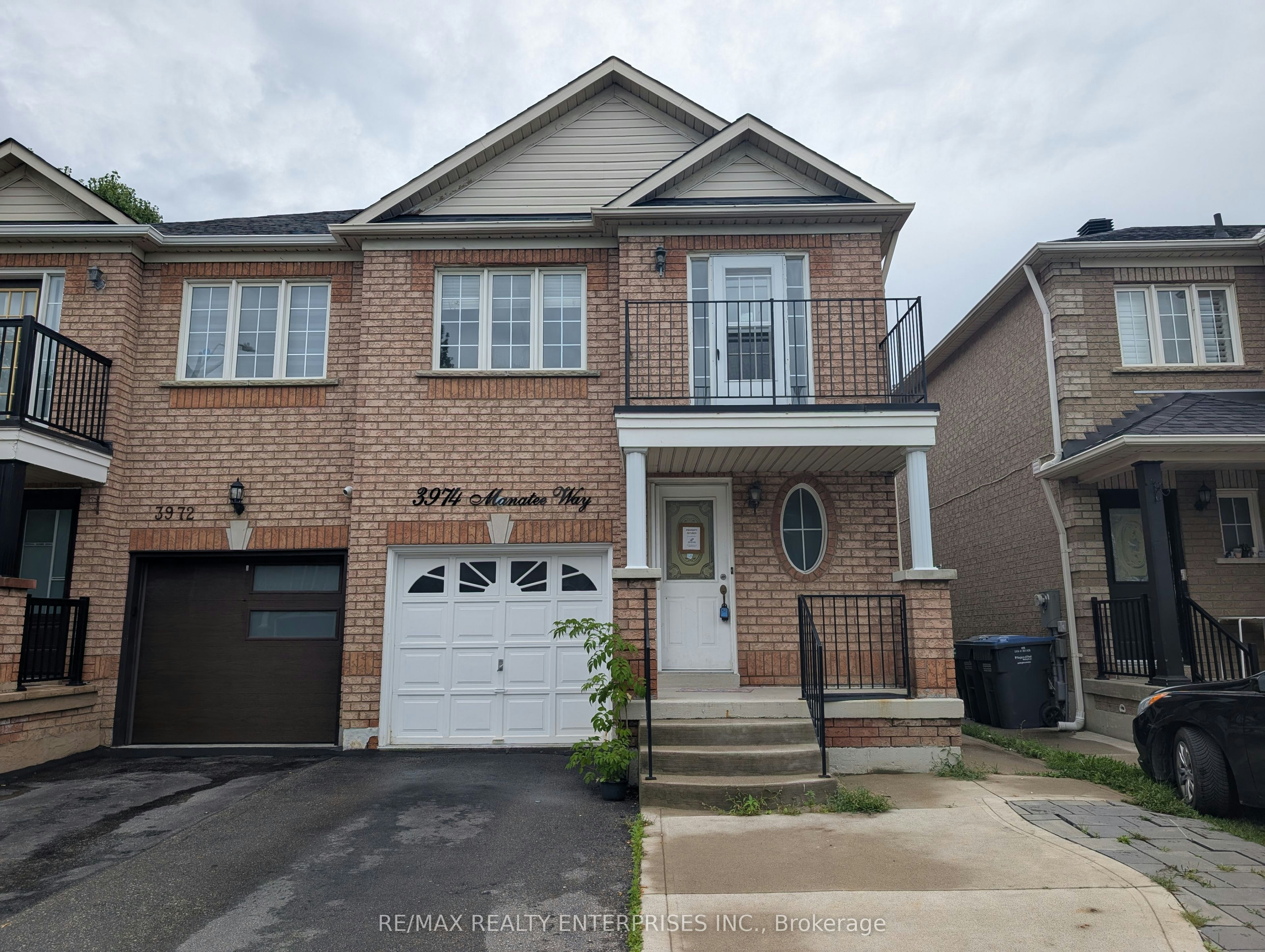 3974 Manatee Way, Mississauga, ON, L5M 6P5