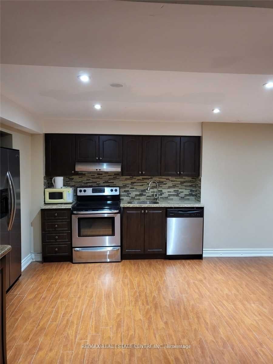 3283 Tacc(basement) Drive, Mississauga, ON, L5M 0H4 - 4