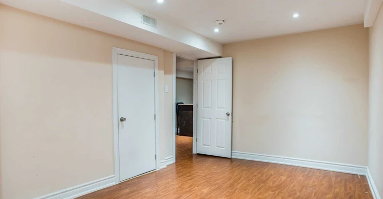 3283 Tacc(basement) Drive, Mississauga, ON, L5M 0H4 - 3