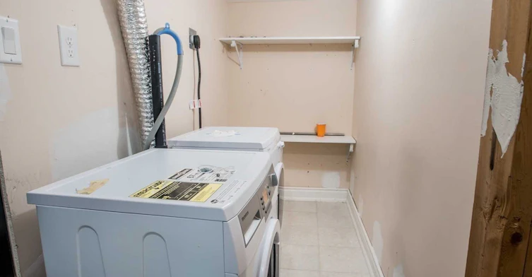 3283 Tacc(basement) Drive, Mississauga, ON, L5M 0H4 - 13