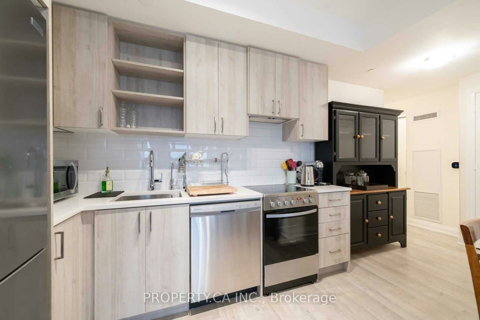 605-50 George Butchart Drive, Toronto, ON, M3K 0C9 - 2