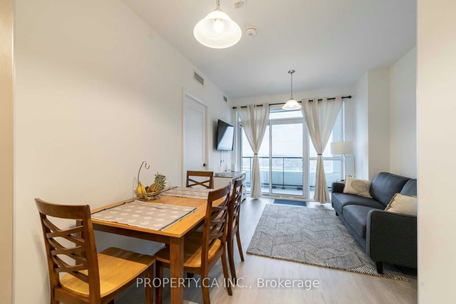 605-50 George Butchart Drive, Toronto, ON, M3K 0C9 - 3