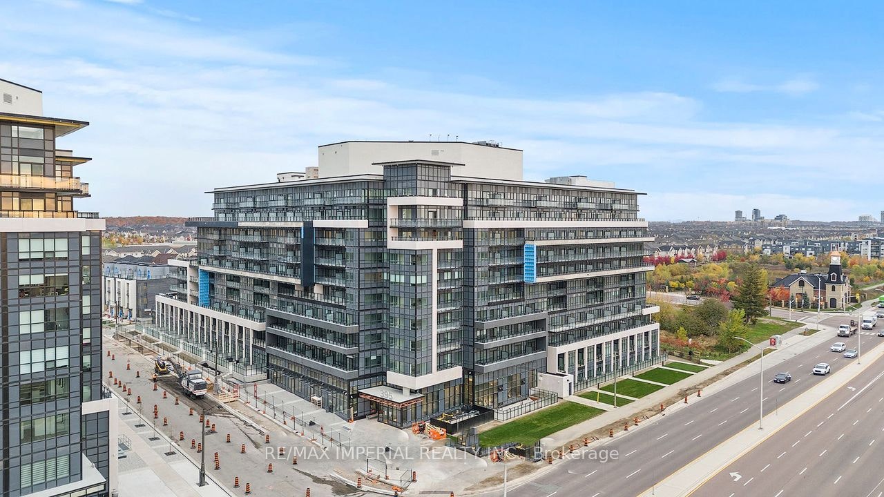 523-395 Dundas Street W, Oakville, ON, L6M 5R8 - 2