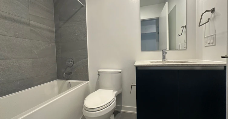 523-395 Dundas Street W, Oakville, ON, L6M 5R8 - 21
