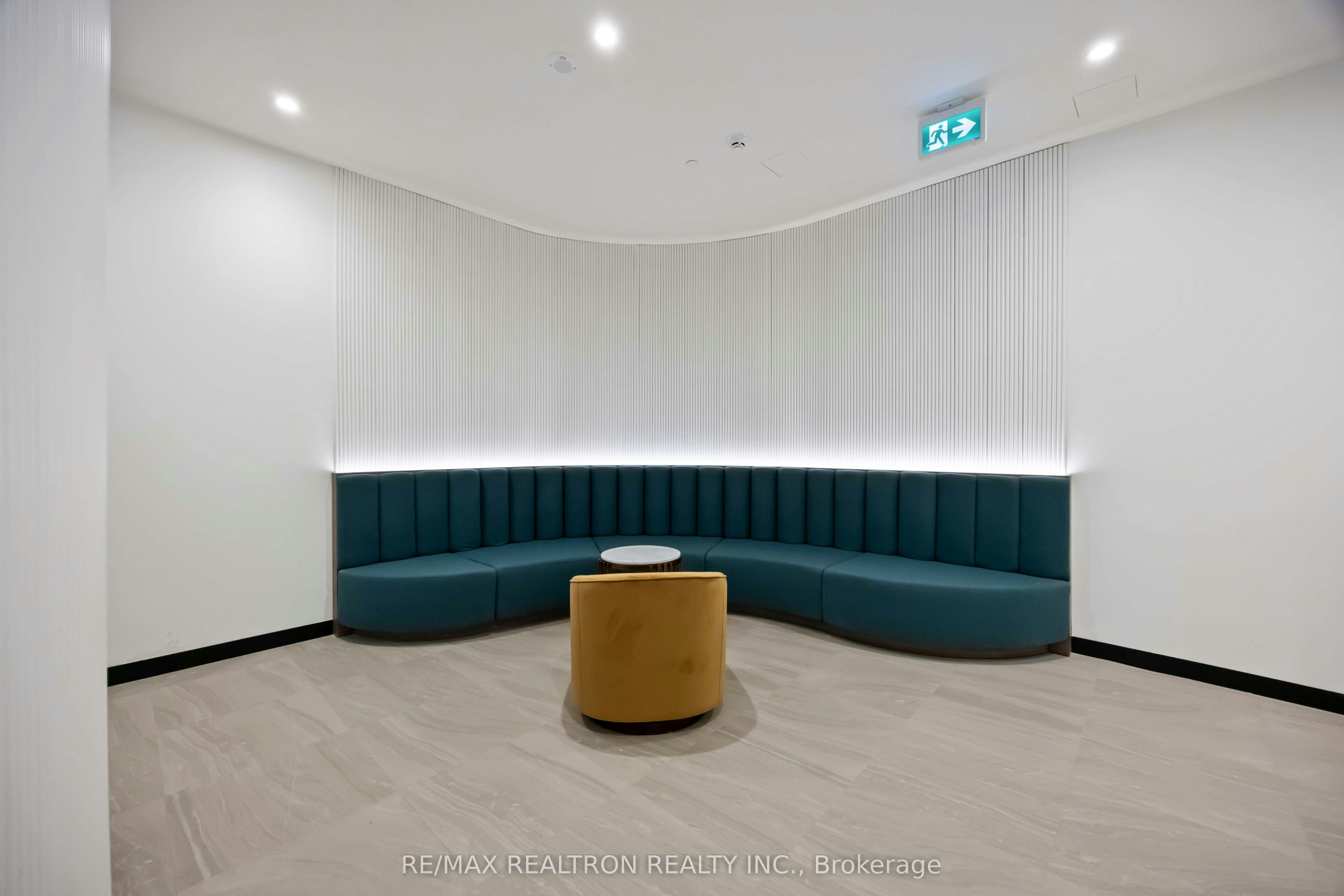 689 The Queensway N/A, Toronto, ON, M8Y 0C9 - 22