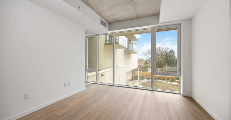 689 The Queensway N/A, Toronto, ON, M8Y 0C9 - 11
