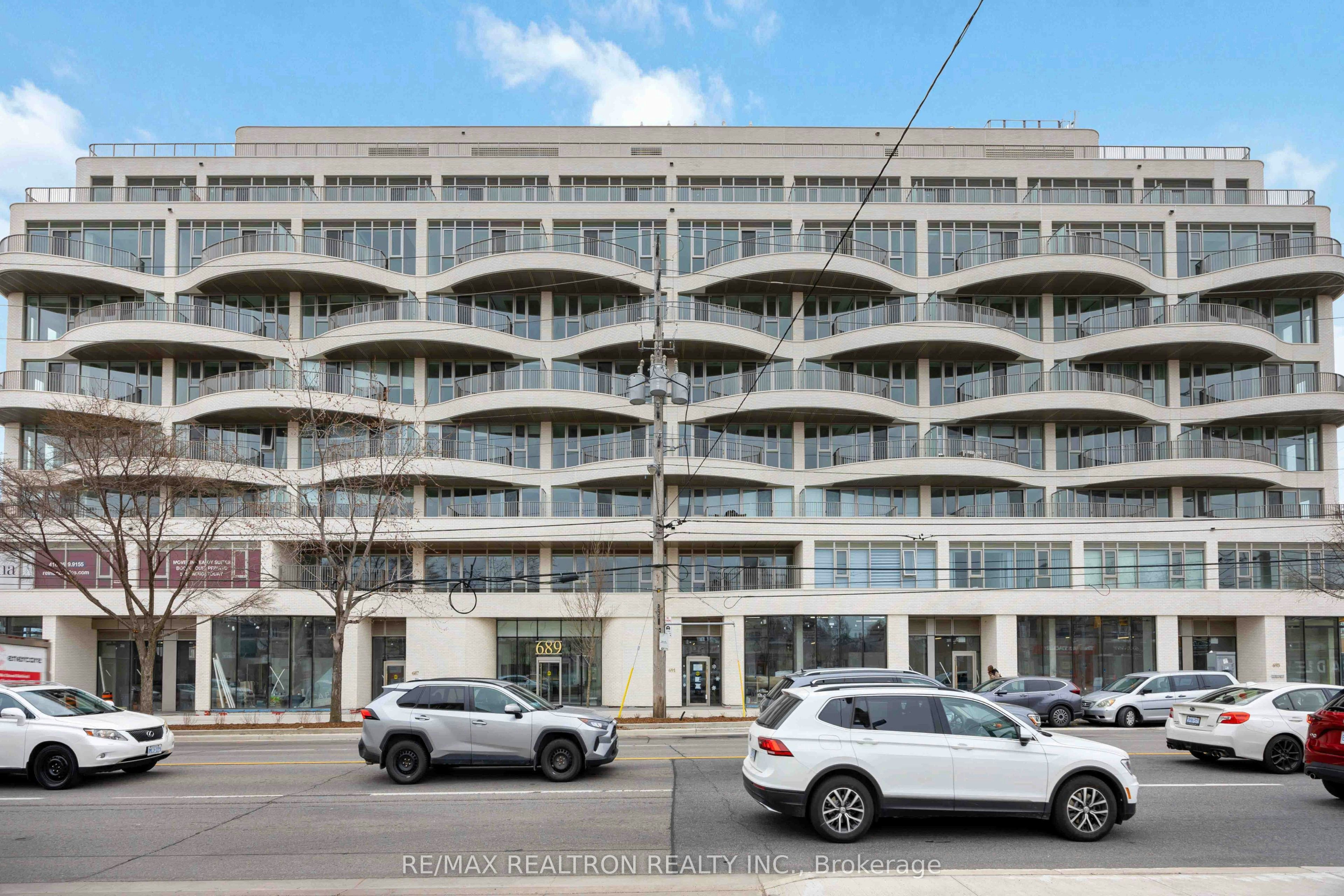 689 The Queensway N/A, Toronto, ON, M8Y 0C9