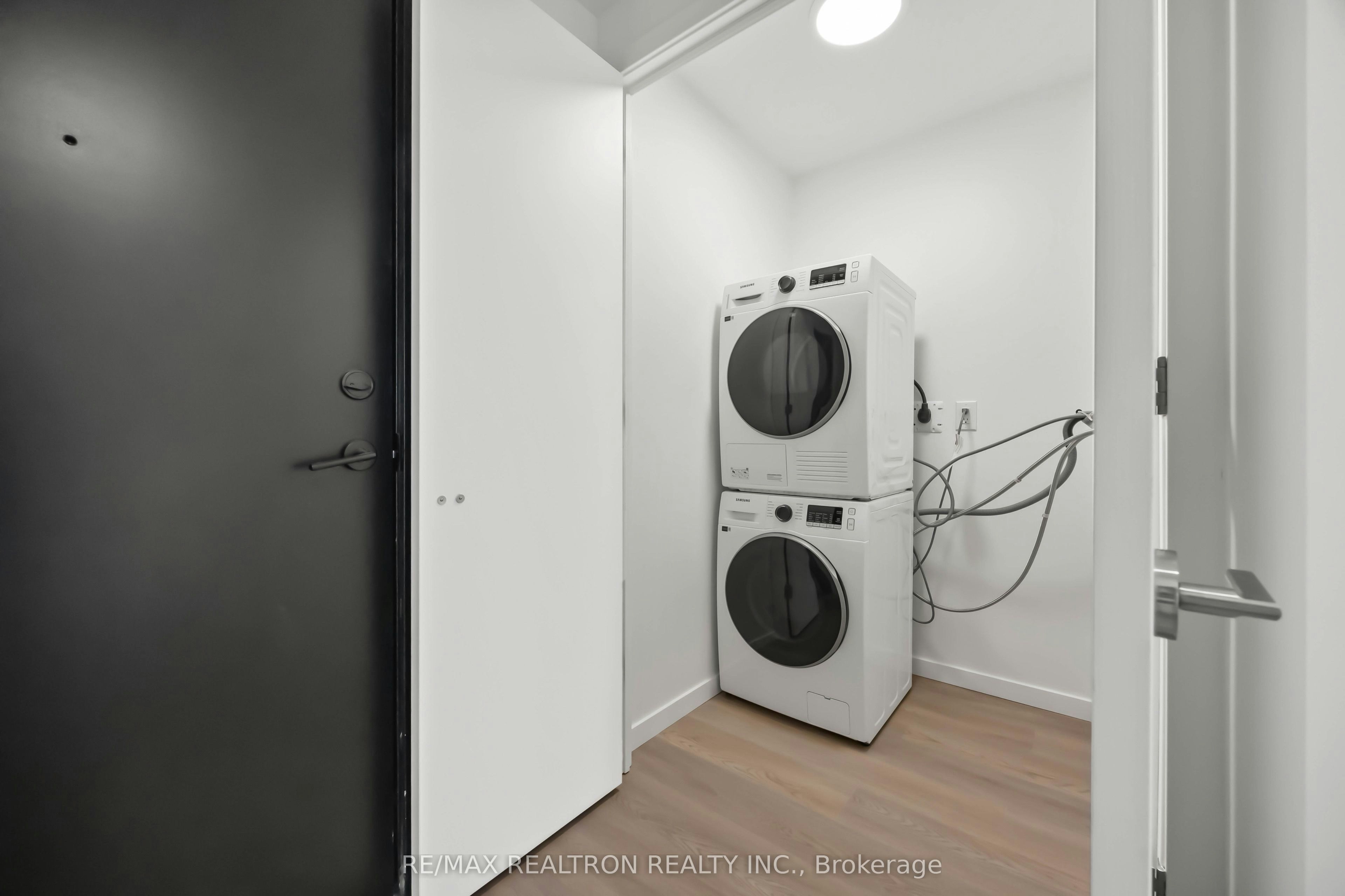 689 The Queensway N/A, Toronto, ON, M8Y 0C9 - 19