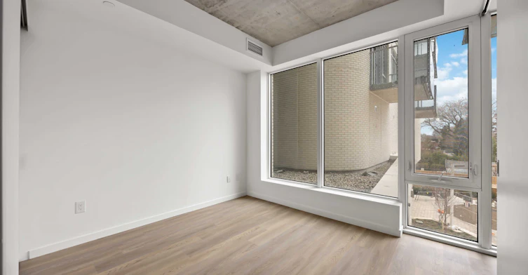 689 The Queensway N/A, Toronto, ON, M8Y 0C9 - 13