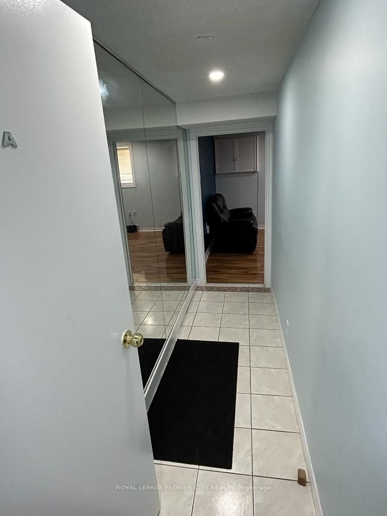 Bsmt-4 Lascelles Blvd Drive, Brampton, ON, L6S 3T3 - 6
