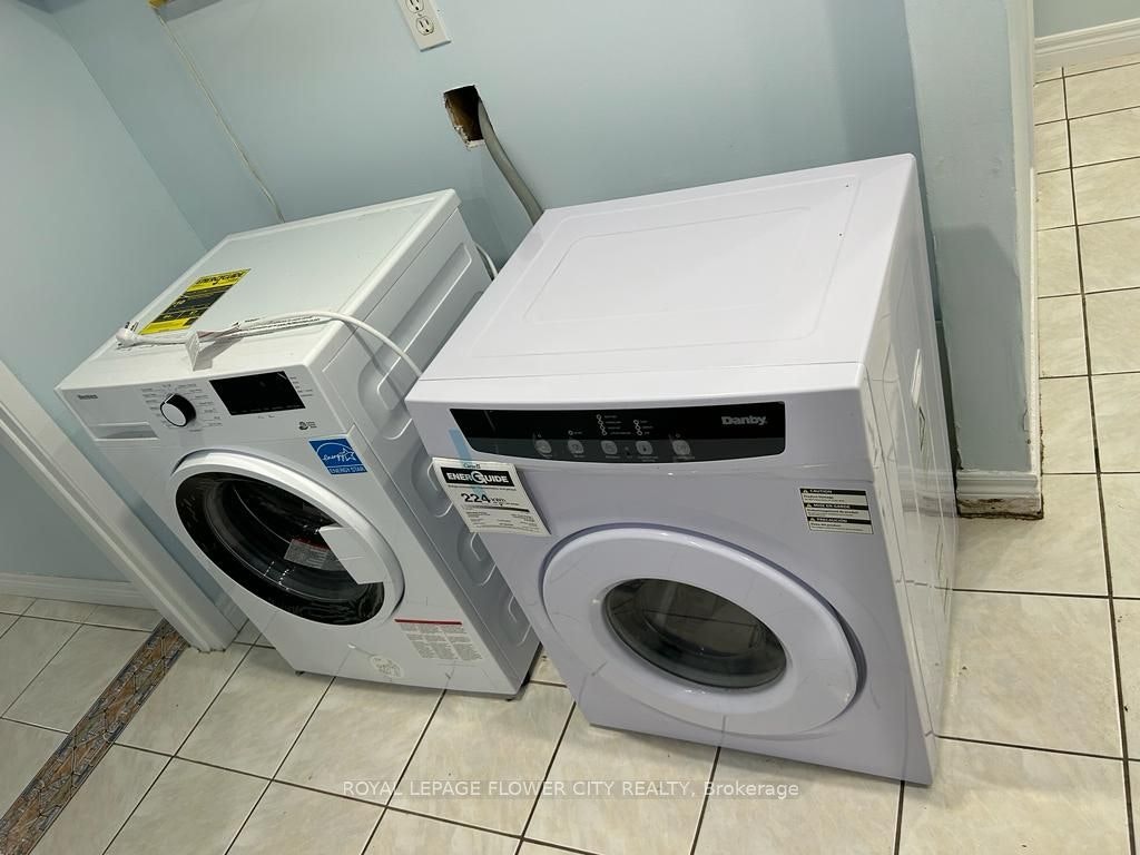 Bsmt-4 Lascelles Blvd Drive, Brampton, ON, L6S 3T3 - 11