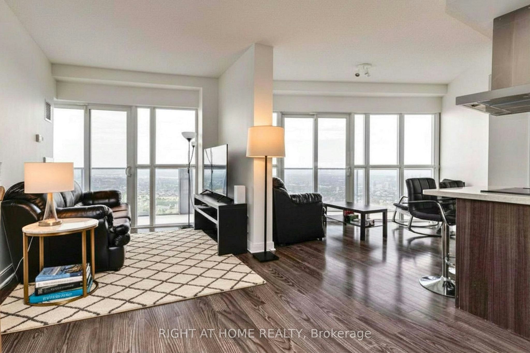 4901-60 Absolute Avenue, Mississauga, ON, L4Z 0A9