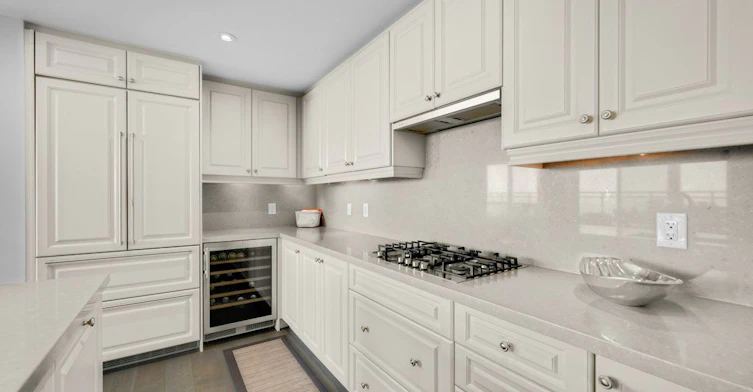 B814-3500 Lakeshore Road W, Oakville, ON, L6L 0B4 - 9