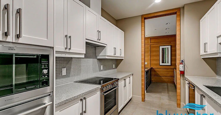 B814-3500 Lakeshore Road W, Oakville, ON, L6L 0B4 - 34