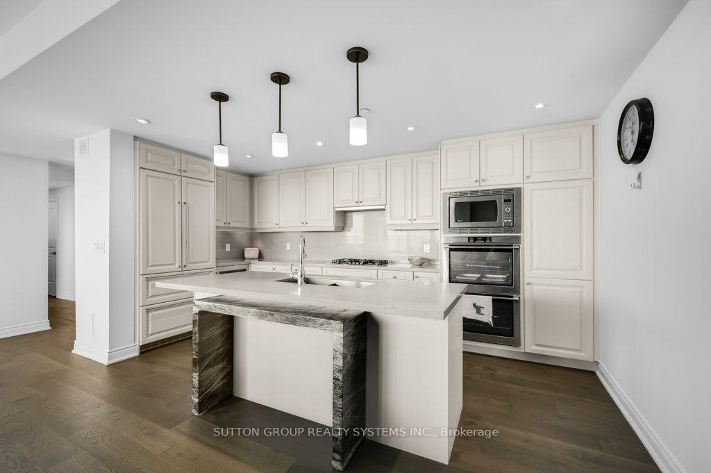 B814-3500 Lakeshore Road W, Oakville, ON, L6L 0B4 - 10
