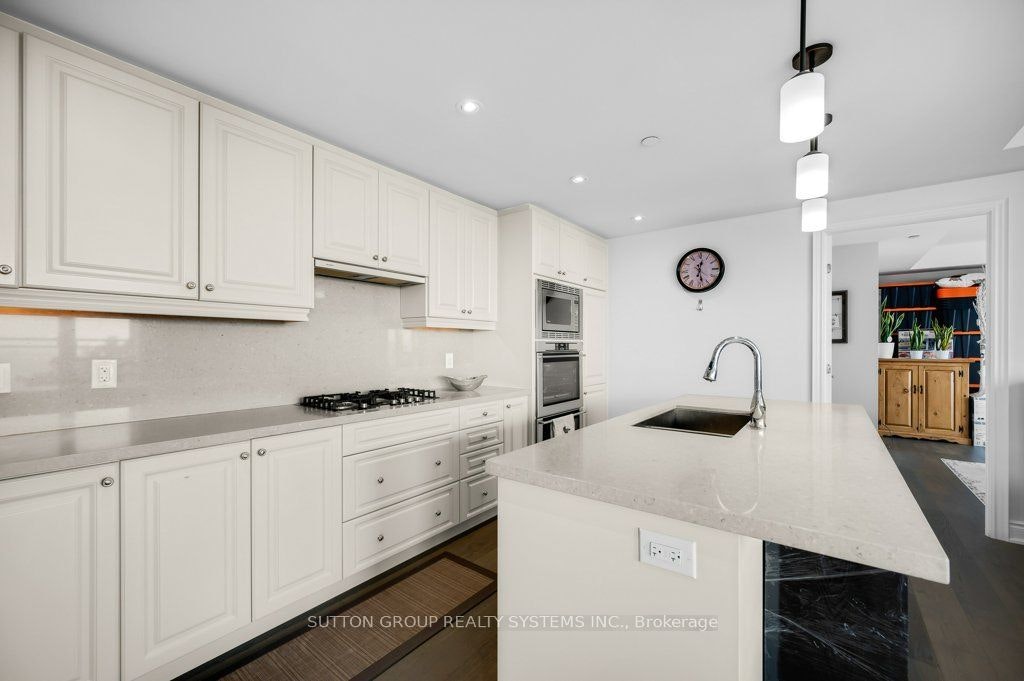 B814-3500 Lakeshore Road W, Oakville, ON, L6L 0B4 - 11