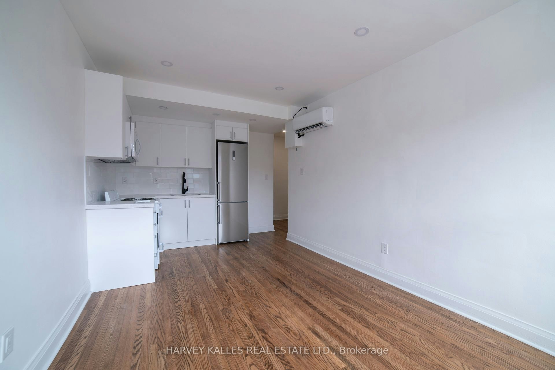 1-1980 Eglinton Avenue W, Toronto, ON, M6E 2J9 - 3