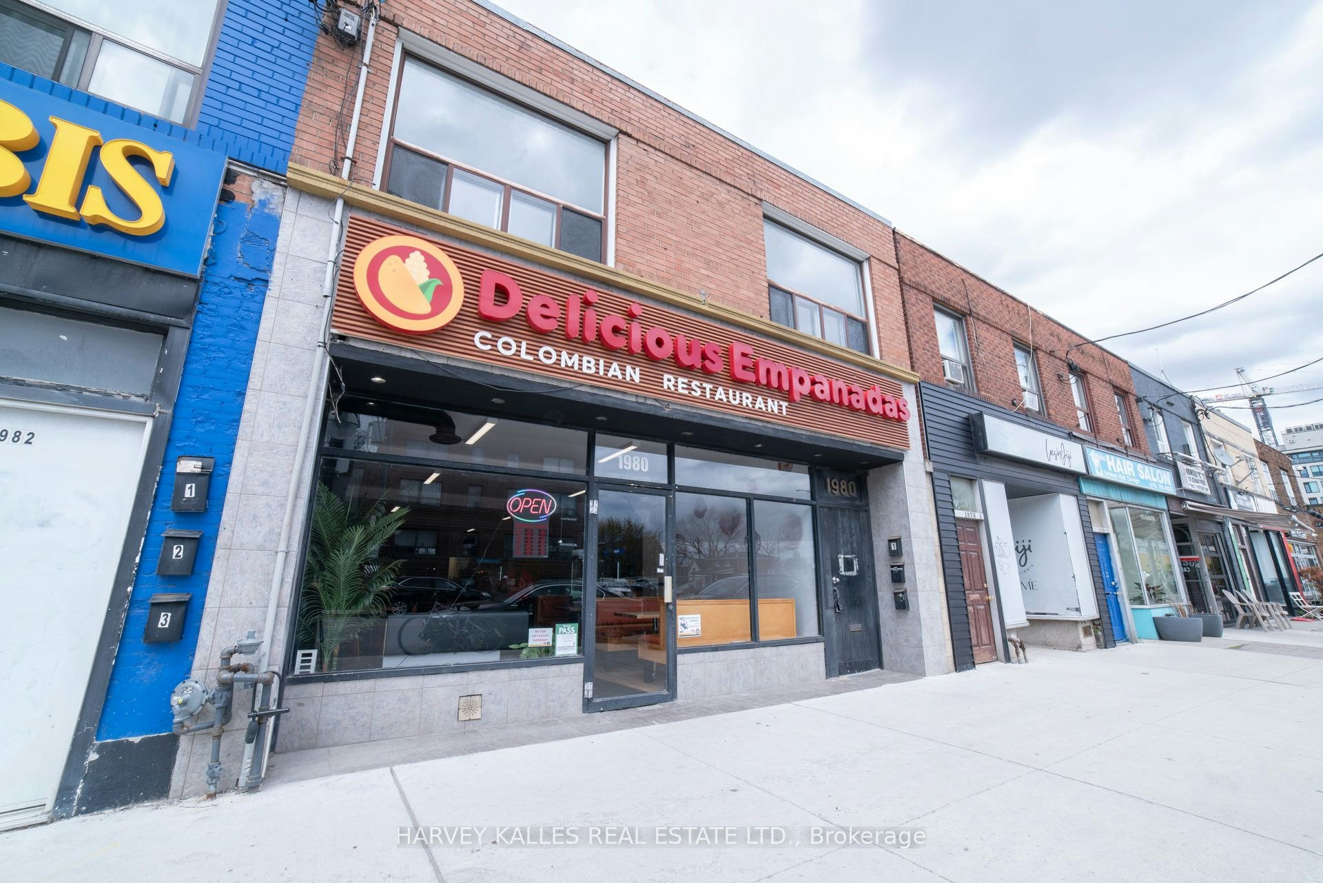1-1980 Eglinton Avenue W, Toronto, ON, M6E 2J9