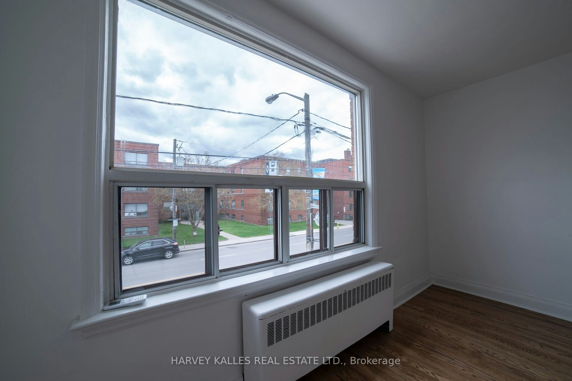 1-1980 Eglinton Avenue W, Toronto, ON, M6E 2J9 - 8