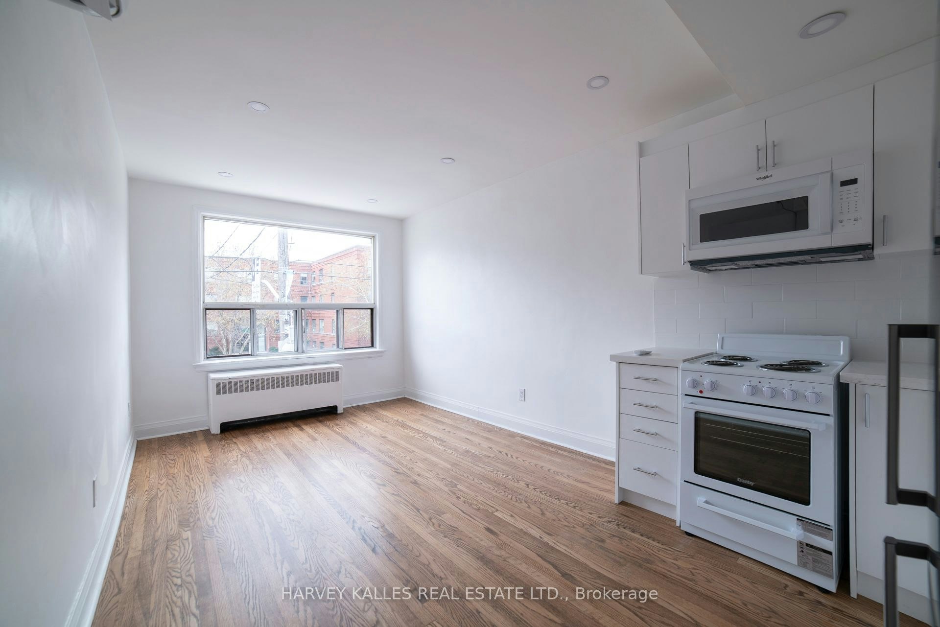 1-1980 Eglinton Avenue W, Toronto, ON, M6E 2J9 - 2