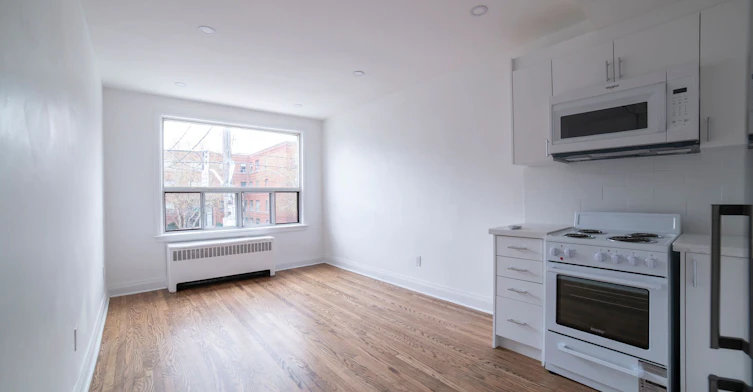 1-1980 Eglinton Avenue W, Toronto, ON, M6E 2J9 - 2