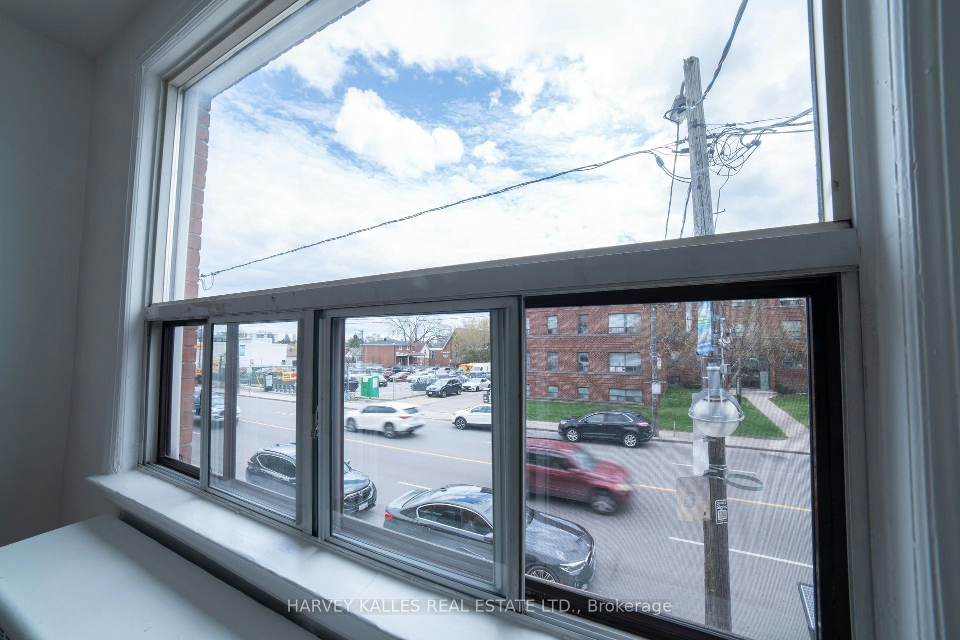 1-1980 Eglinton Avenue W, Toronto, ON, M6E 2J9 - 4
