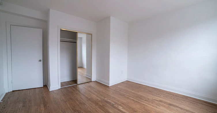 1-1980 Eglinton Avenue W, Toronto, ON, M6E 2J9 - 7