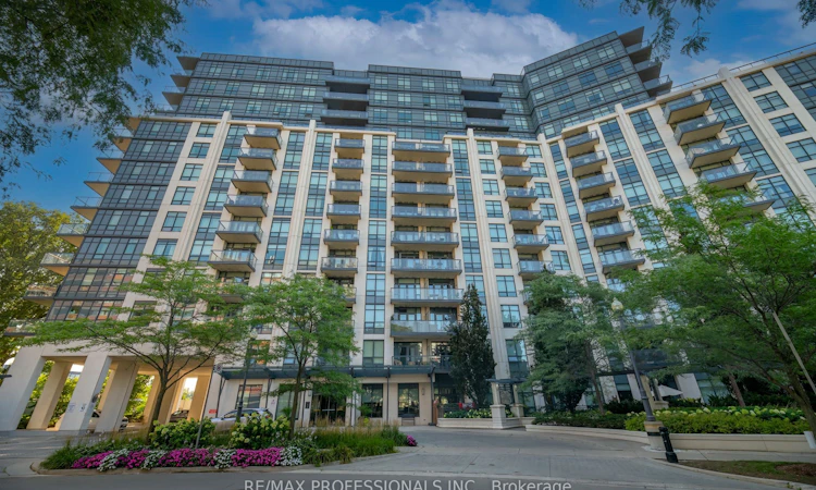 312-1135 Royal York Road
