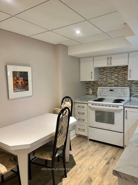 Unit 1-21 Flamingo Crescent, Toronto, ON, M6M 4E9 - 2