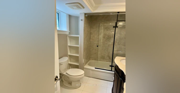 Unit 1-21 Flamingo Crescent, Toronto, ON, M6M 4E9 - 8