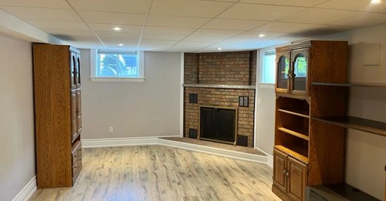 Unit 1-21 Flamingo Crescent, Toronto, ON, M6M 4E9 - 5