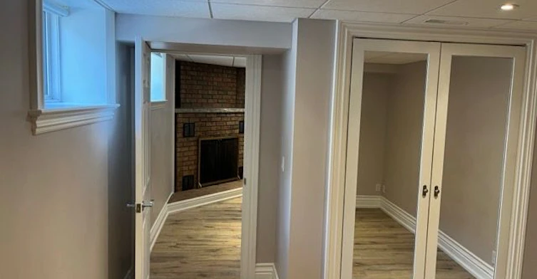 Unit 1-21 Flamingo Crescent, Toronto, ON, M6M 4E9 - 11