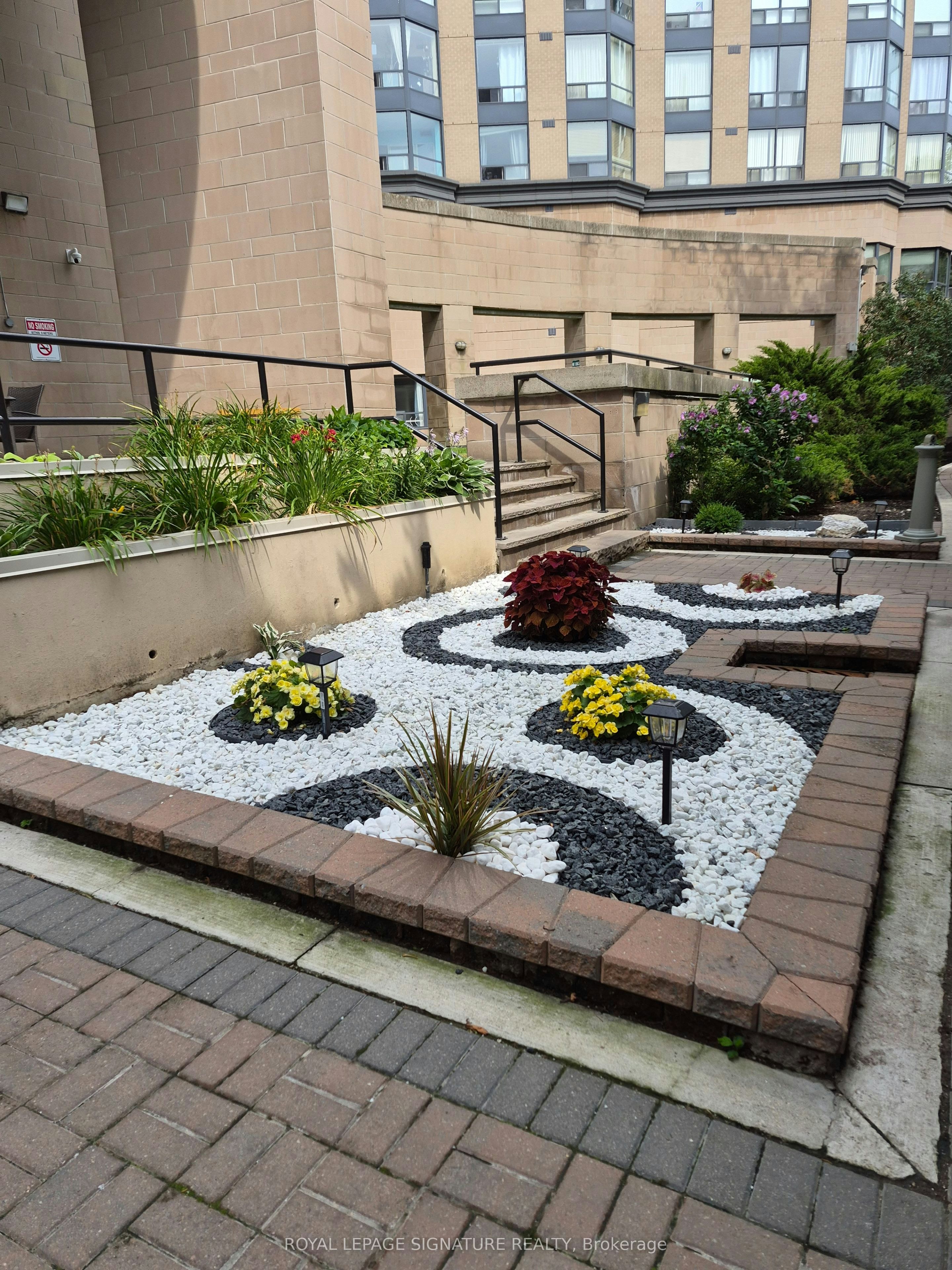 1207-1 Hickory Tree Road, Toronto, ON, M9N 3W4 - 27