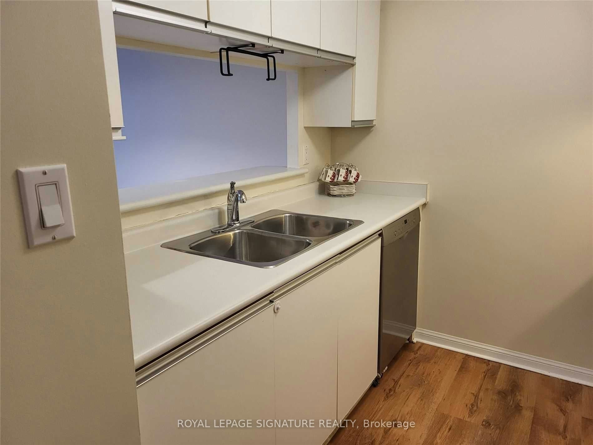 1207-1 Hickory Tree Road, Toronto, ON, M9N 3W4 - 8