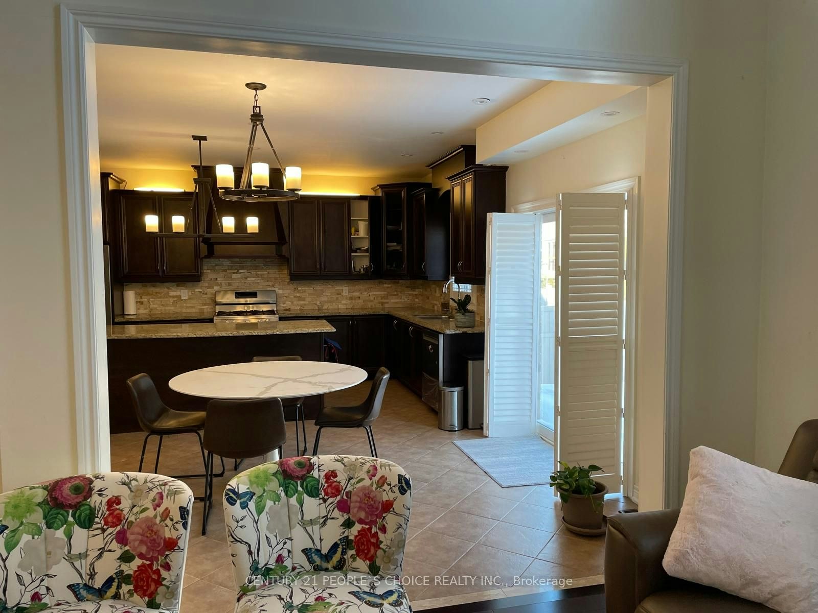 2486 Wasaga Drive, Oakville, ON, L6H 0E1 - 4