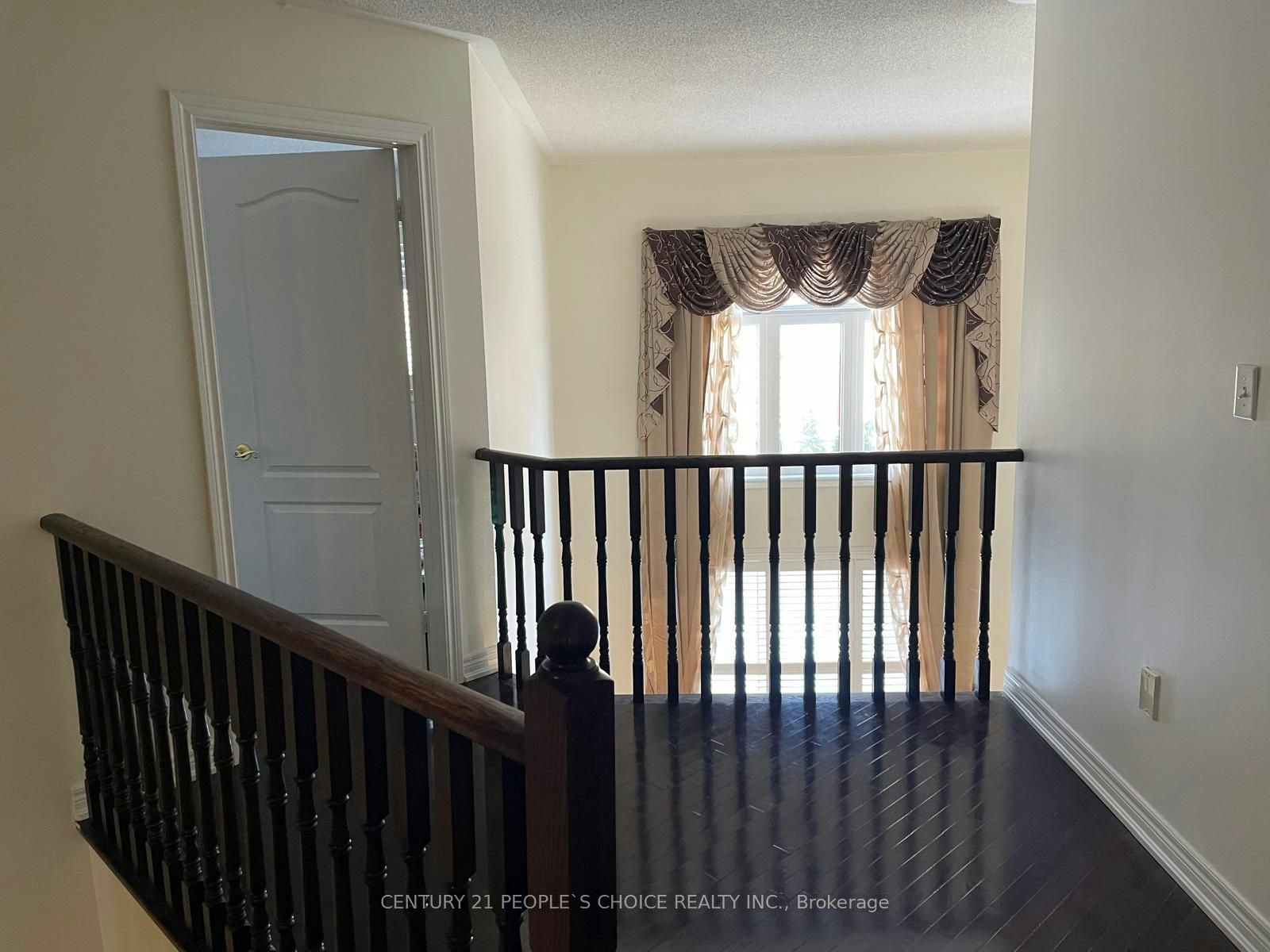 2486 Wasaga Drive, Oakville, ON, L6H 0E1 - 14
