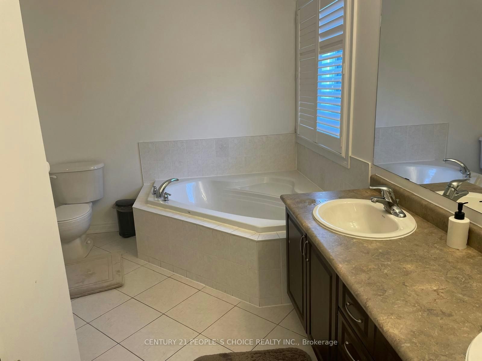 2486 Wasaga Drive, Oakville, ON, L6H 0E1 - 10