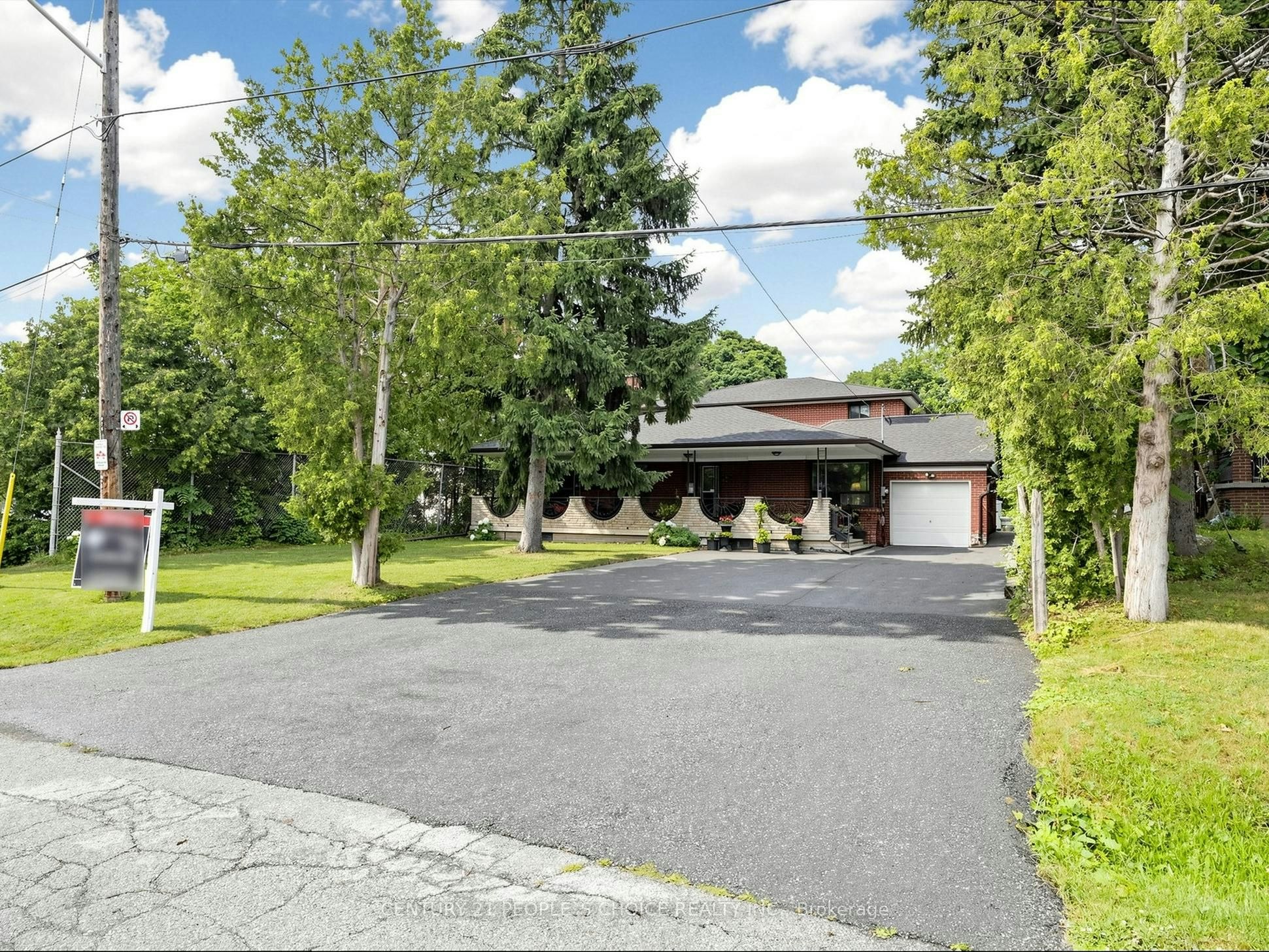 76 Westona Street, Toronto, ON, M9P 2Y3