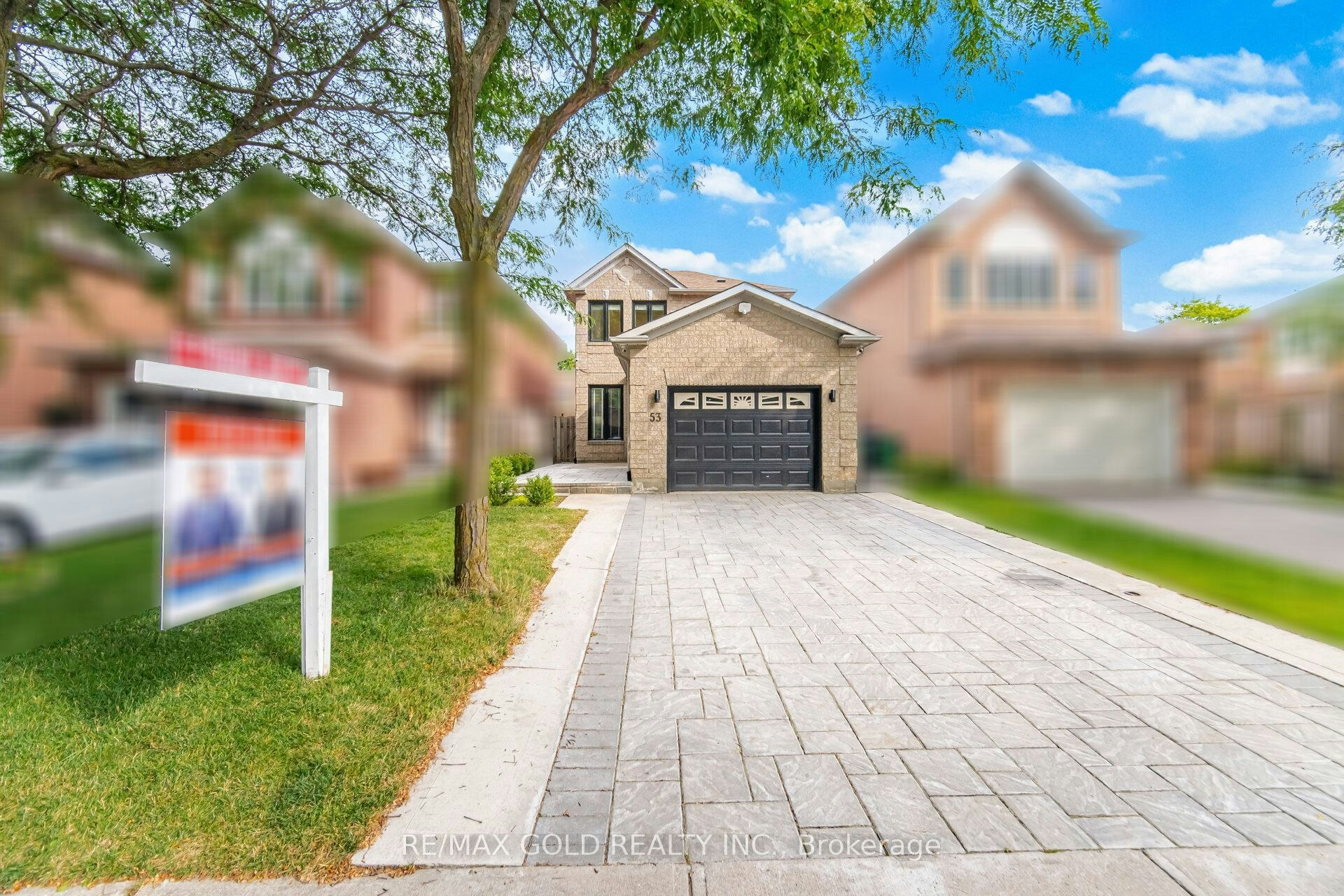 53 Cedarwood Crescent, Brampton, ON, L6X 4J9