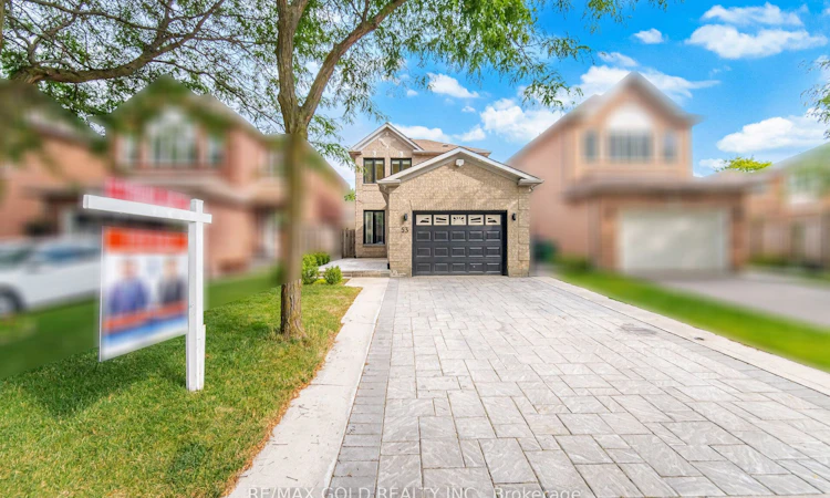 53 Cedarwood Crescent